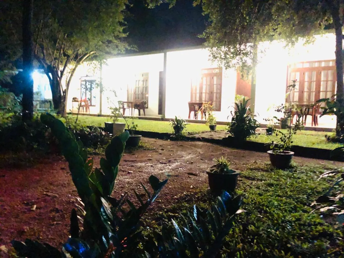Hotel Chanara Sigiriya 0*,  Sri Lanka